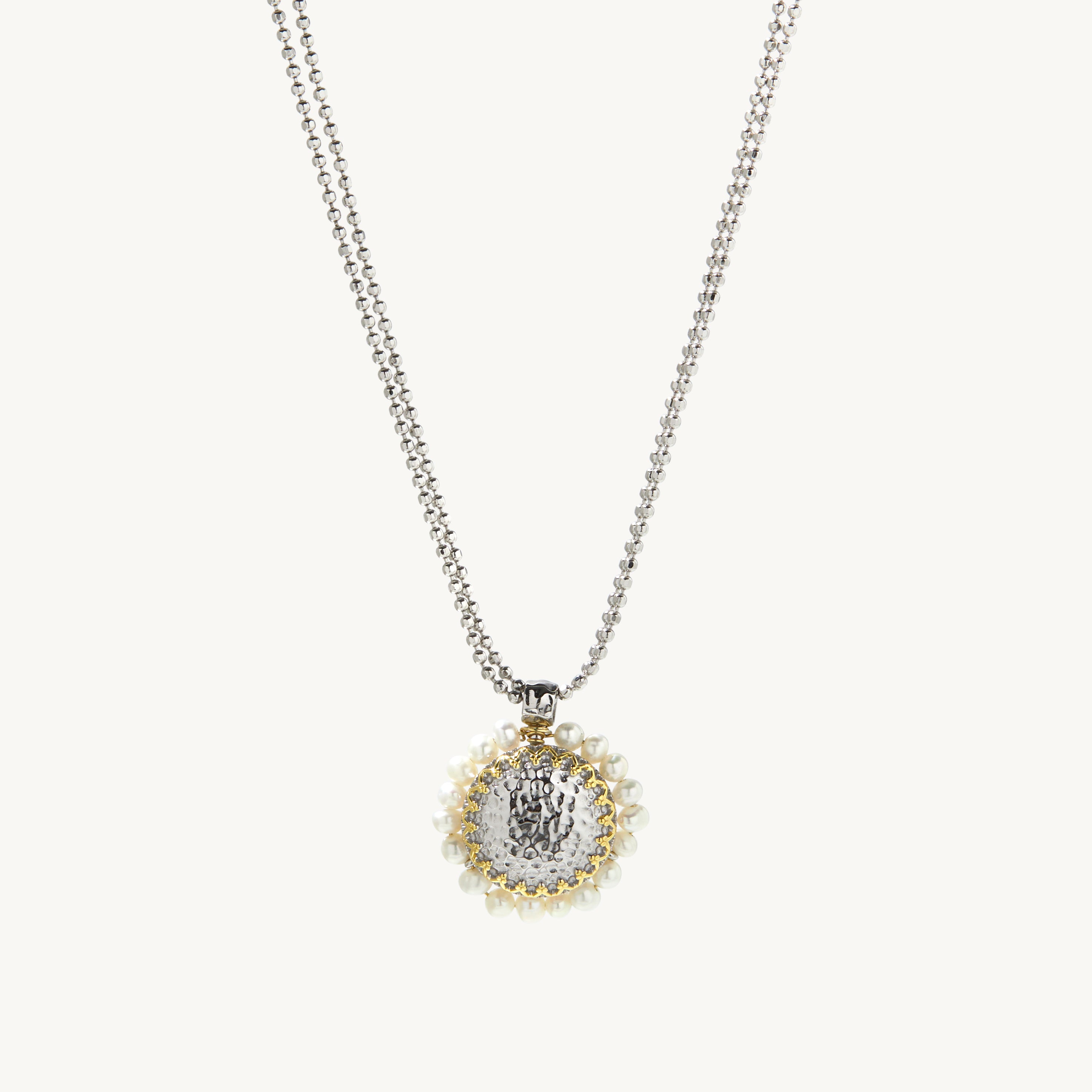 Vahnda Necklace
