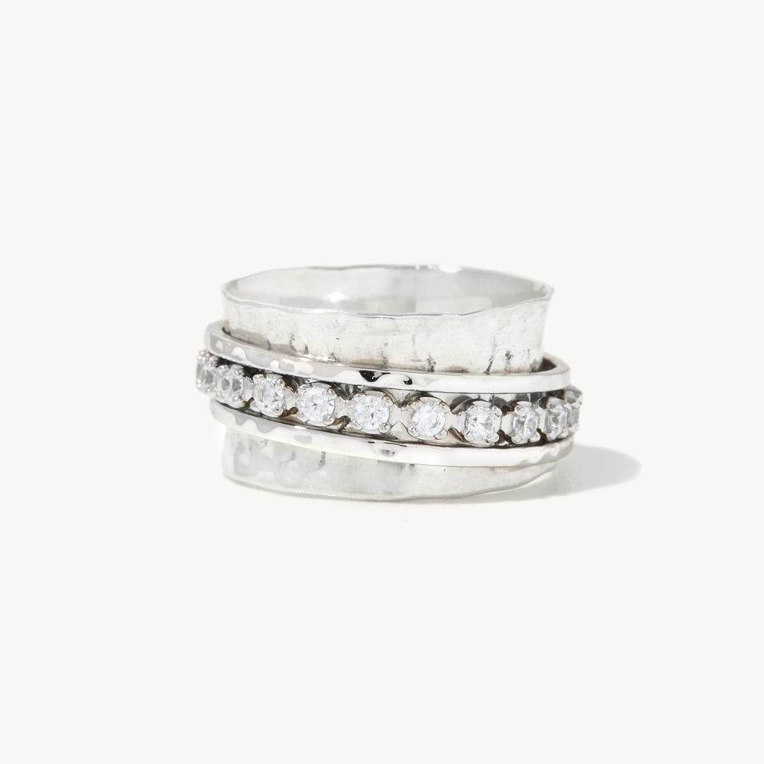 Aria Spinner Ring