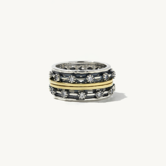 Romea Spinner Ring