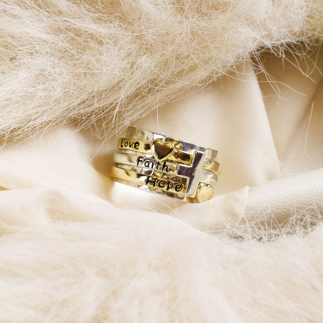 Geonna Cross Spinner Ring