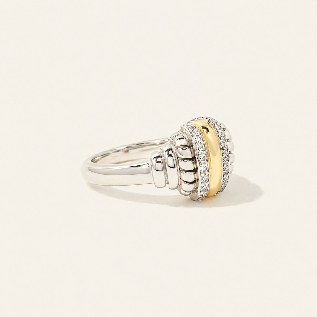 Idalia ring side view
