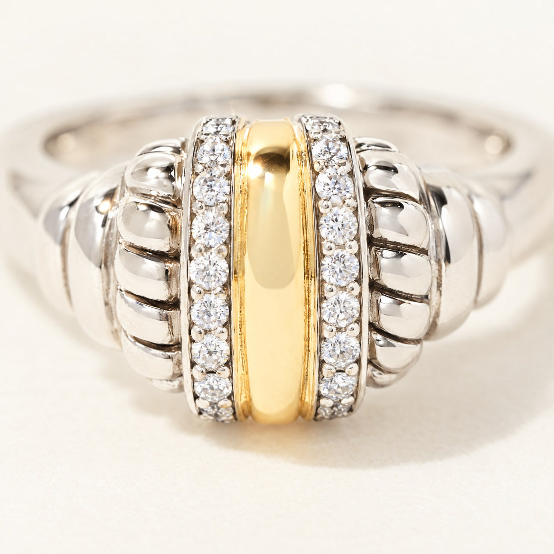 Idalia ring detail close-up